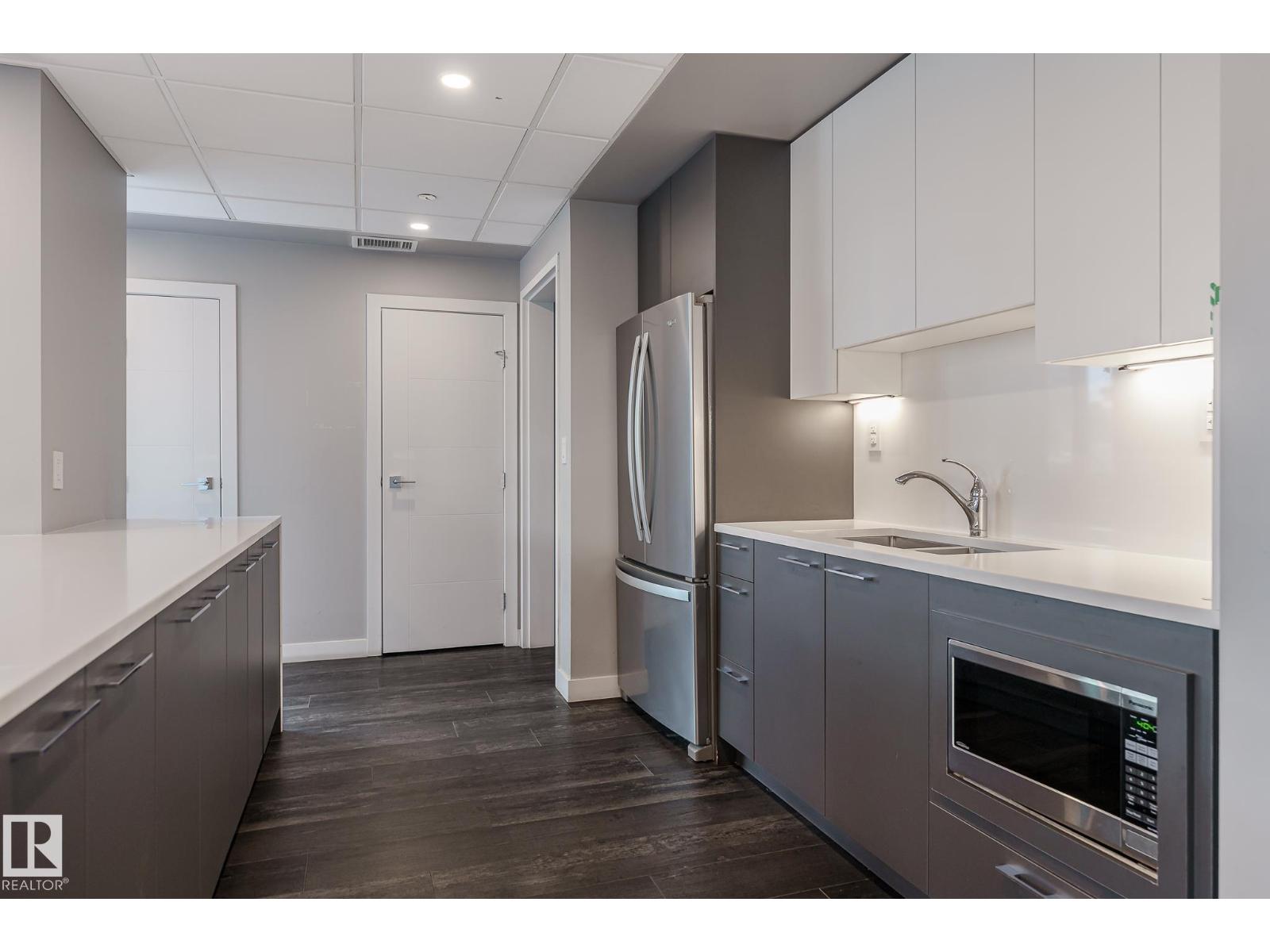 #1904 10180 103 ST NW - 41