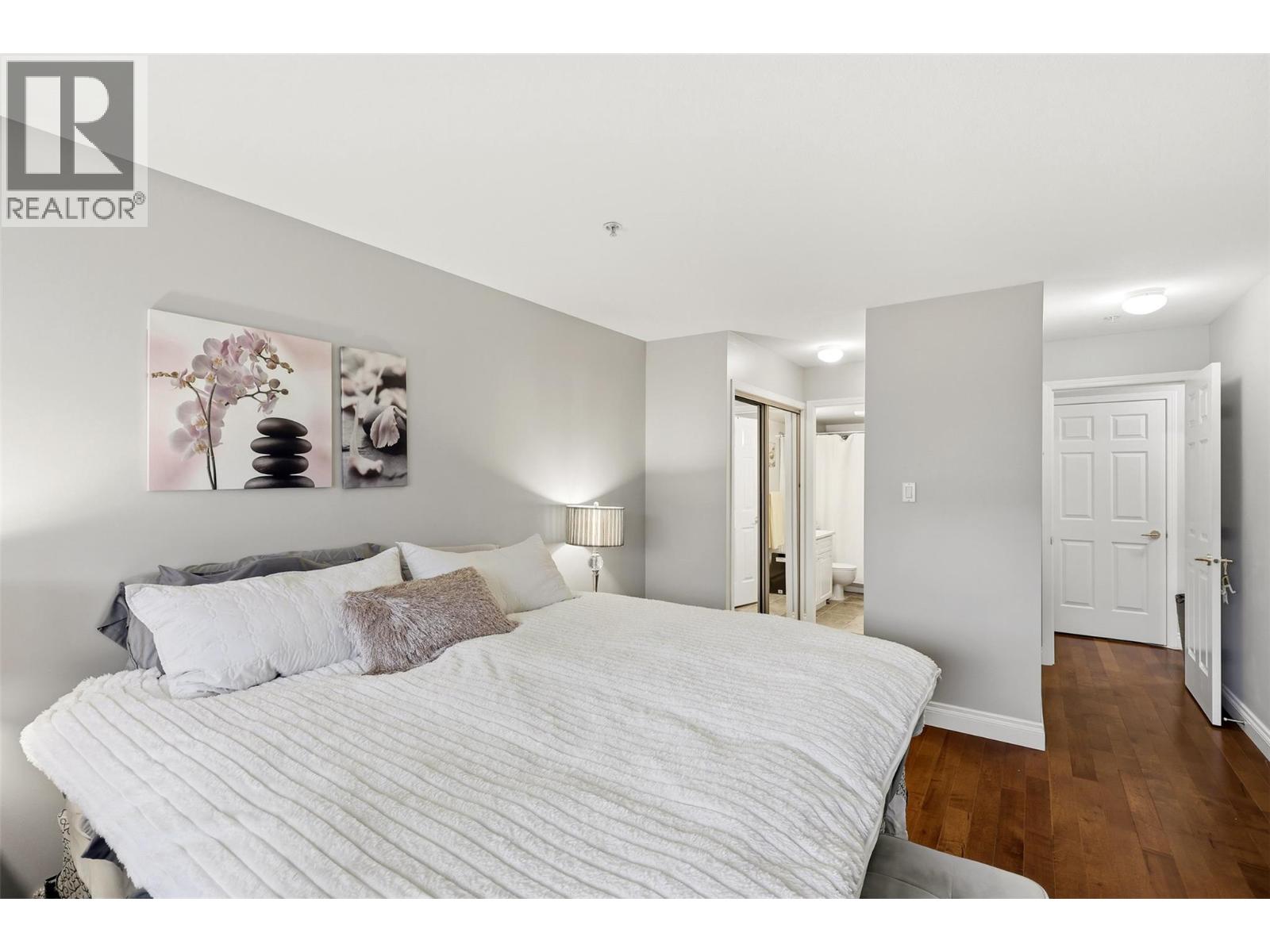 #412 1120 HUGH ALLAN DRIVE - 15