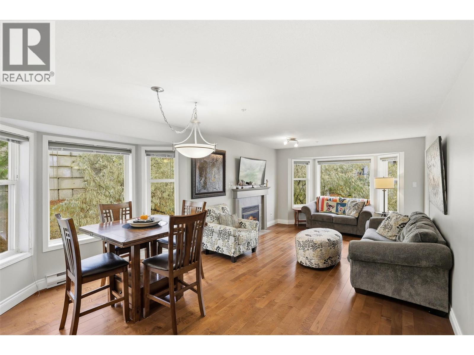 #412 1120 HUGH ALLAN DRIVE - 5