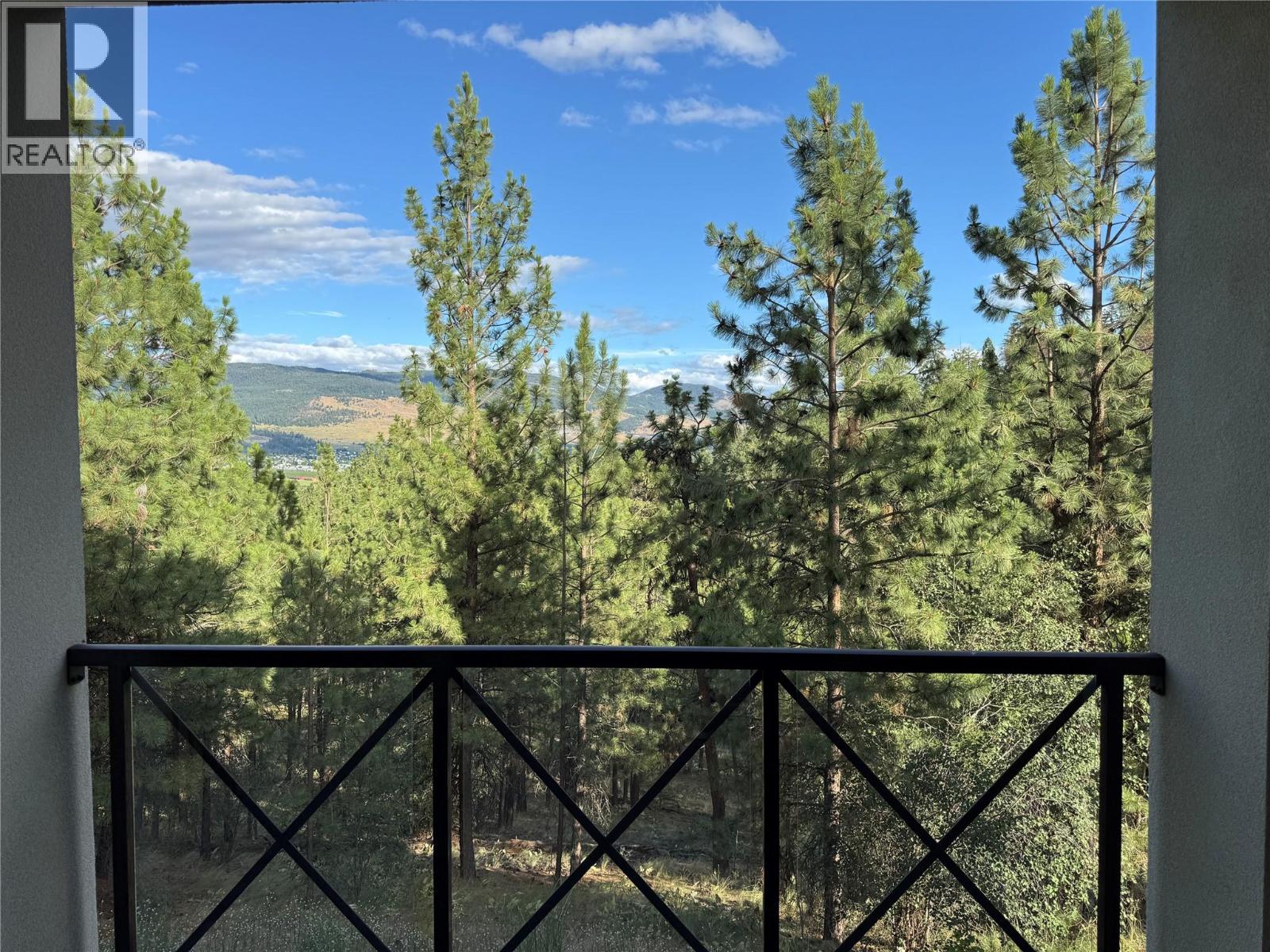 128 1795 Country Club Drive, Kelowna