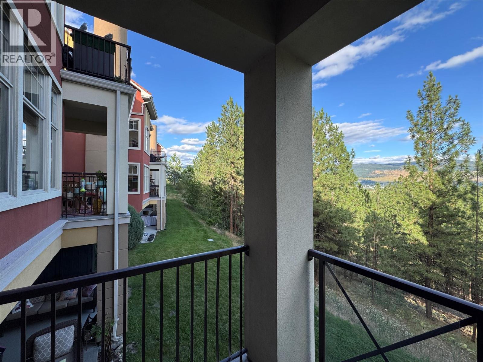 128 1795 Country Club Drive, Kelowna