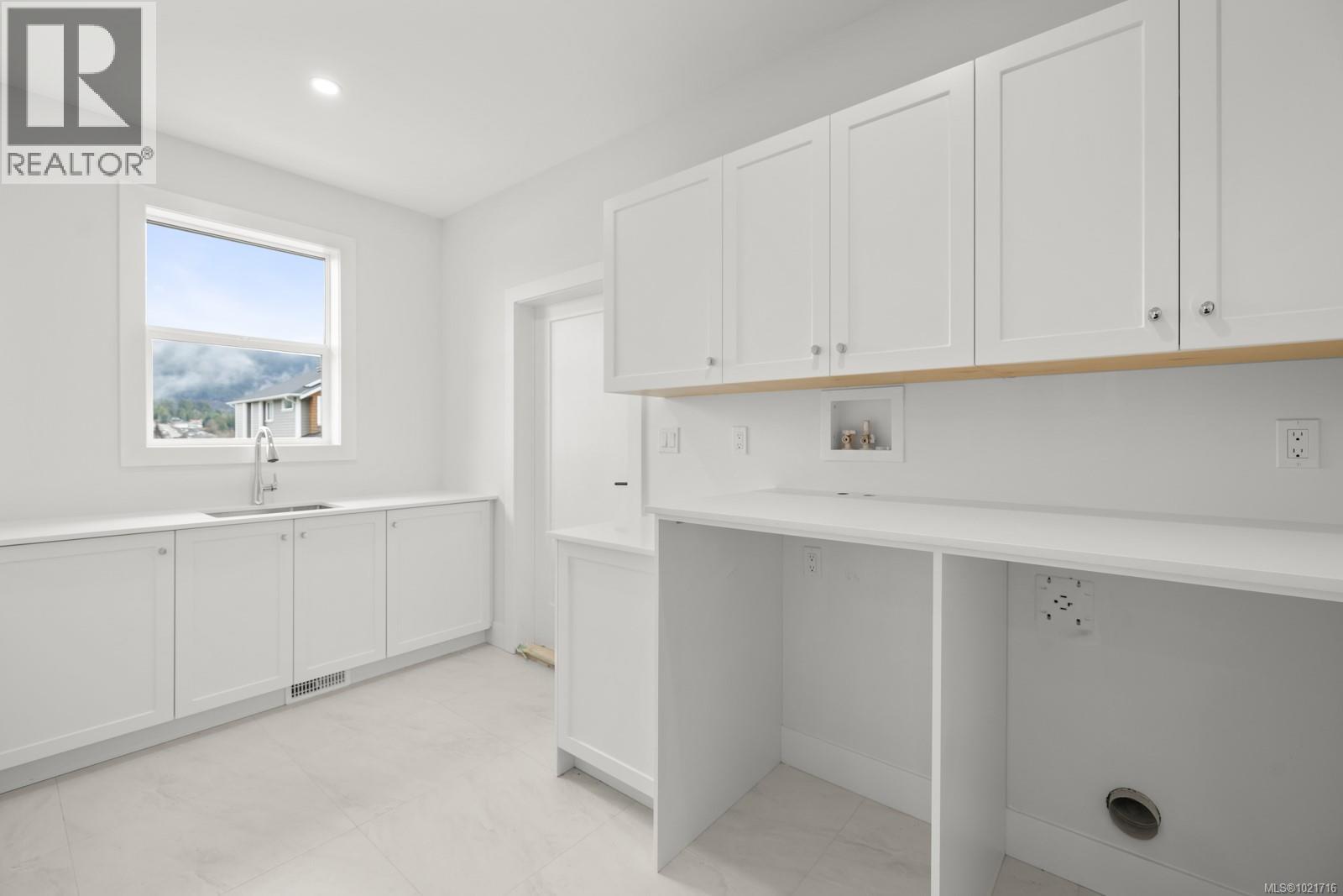 276 Tal Rd, Lake Cowichan