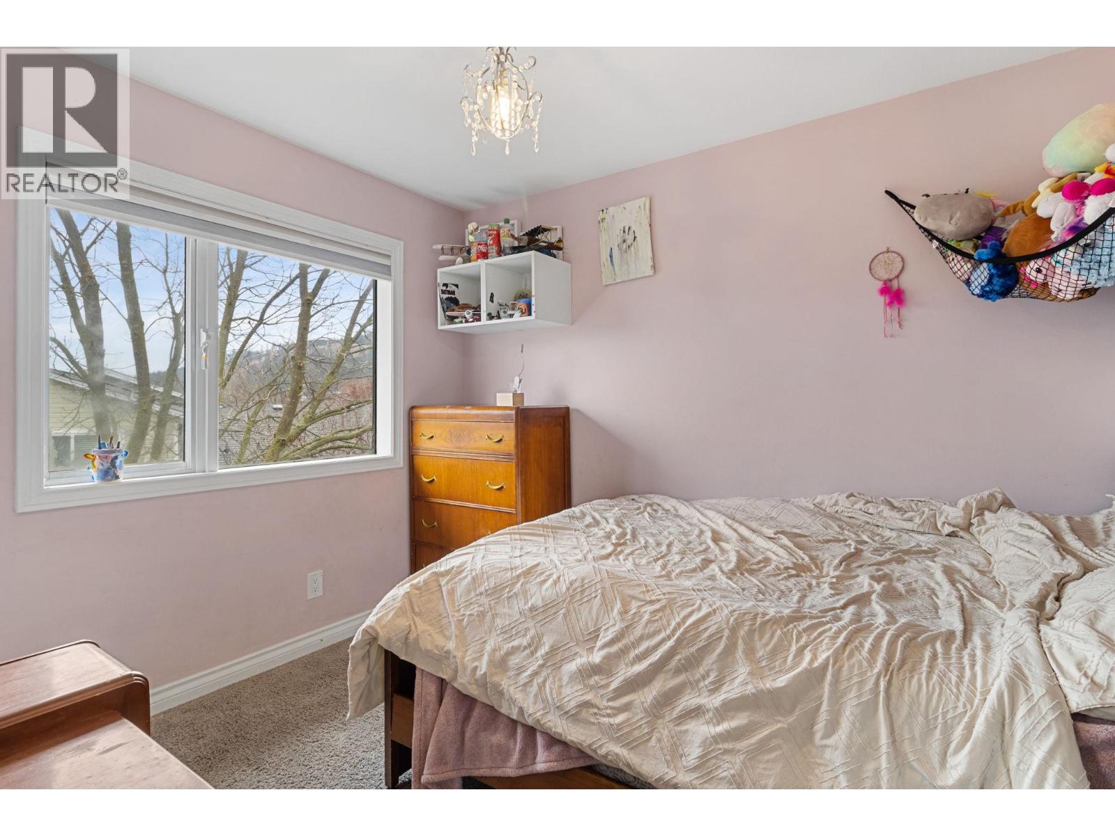  1879 Portland Avenue, Kelowna