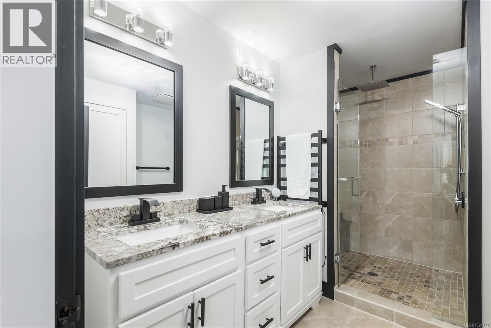 5576 SWALLOW DR - 20