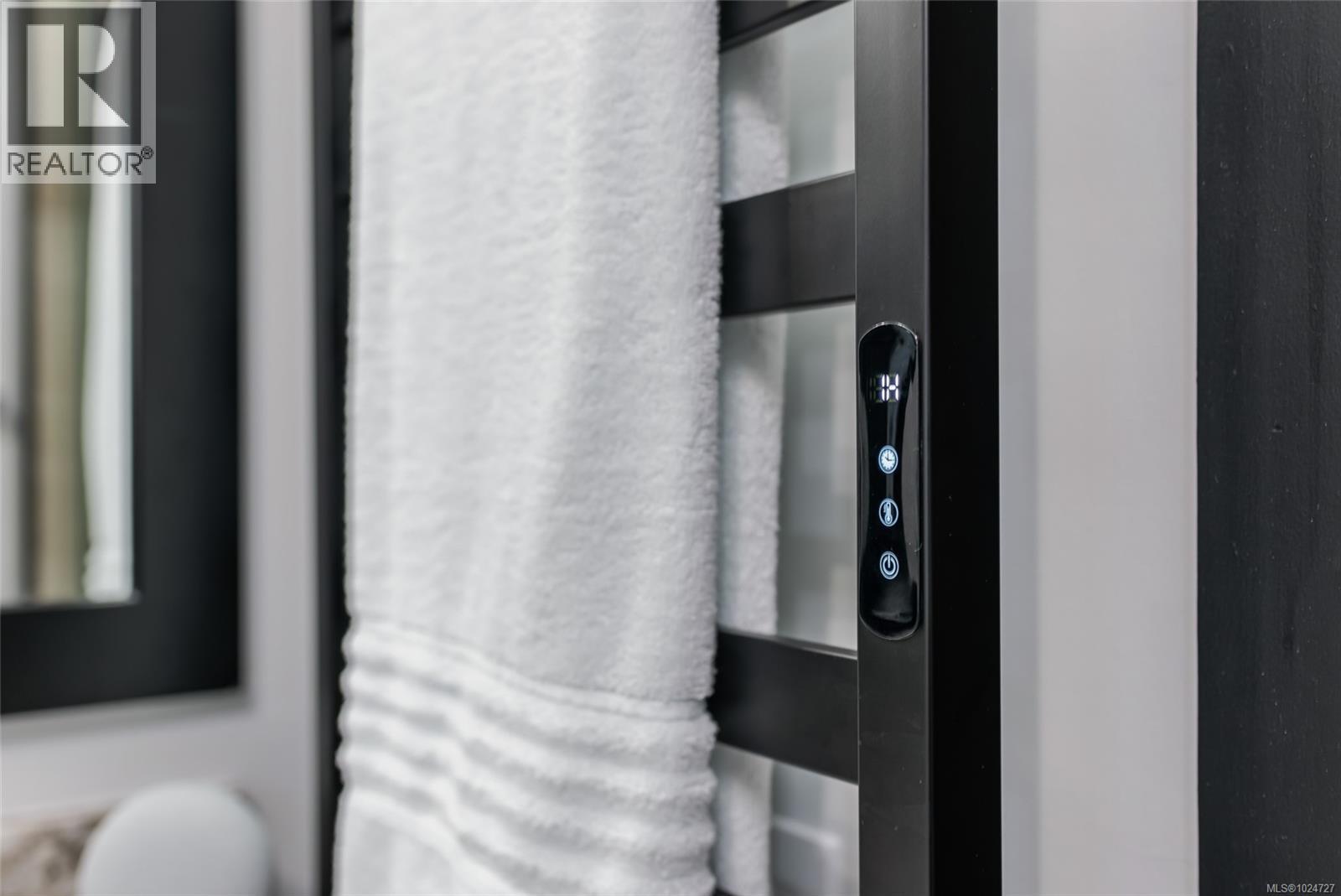 5576 SWALLOW DR - 21