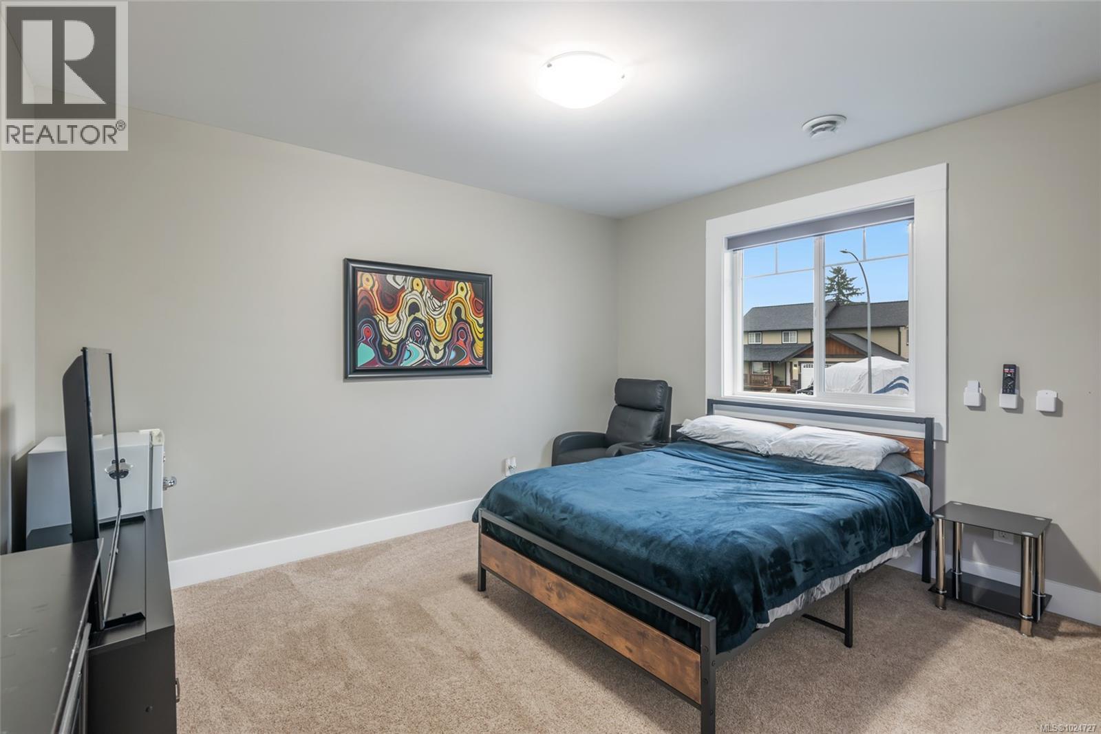 5576 SWALLOW DR - 26