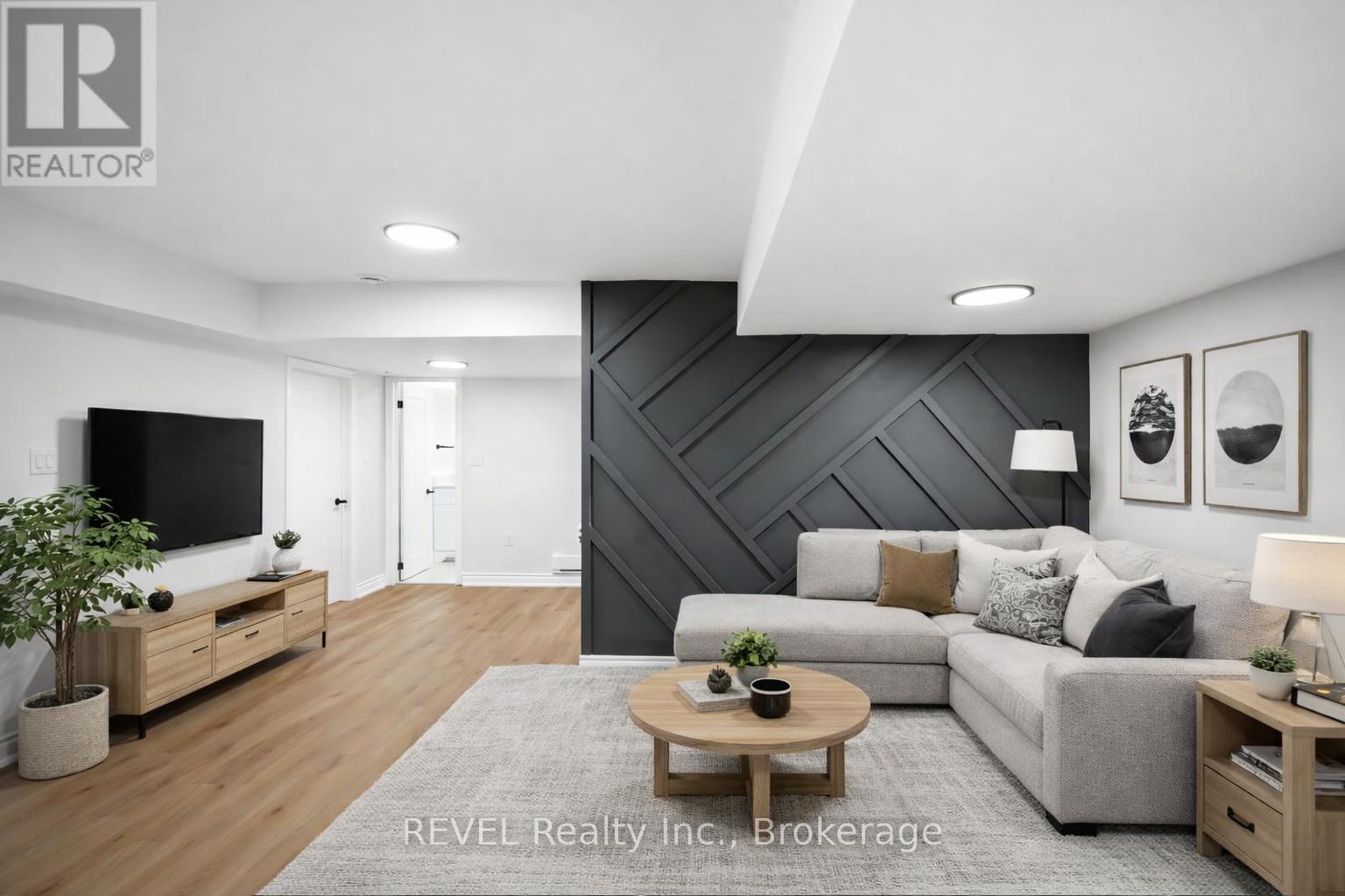 #LOWER - 21 WILLSON DRIVE