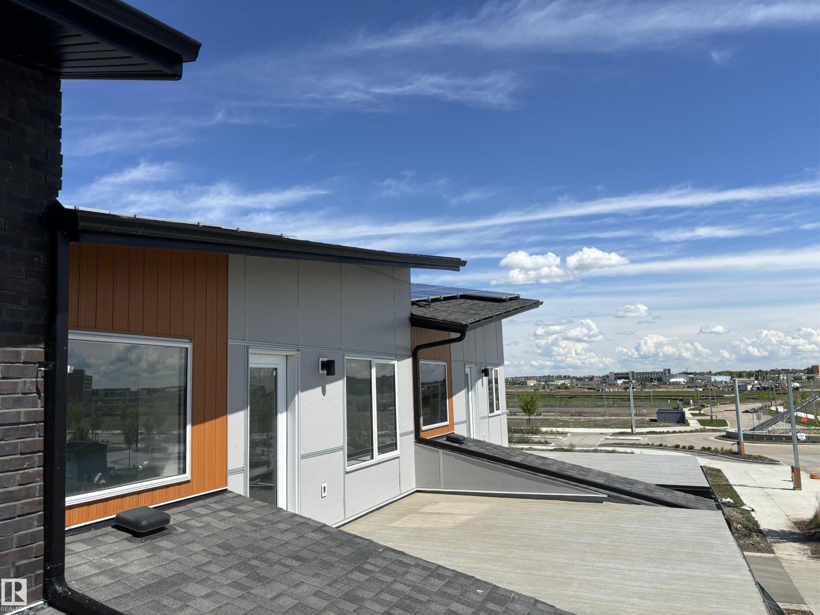 2742 BLATCHFORD RD NW, Edmonton