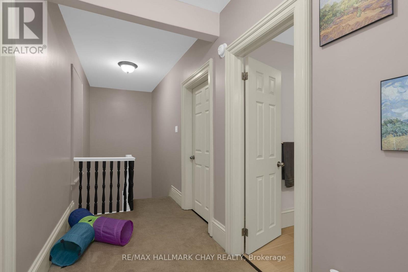 ##1, #2 66 PARKSIDE DRIVE - 19