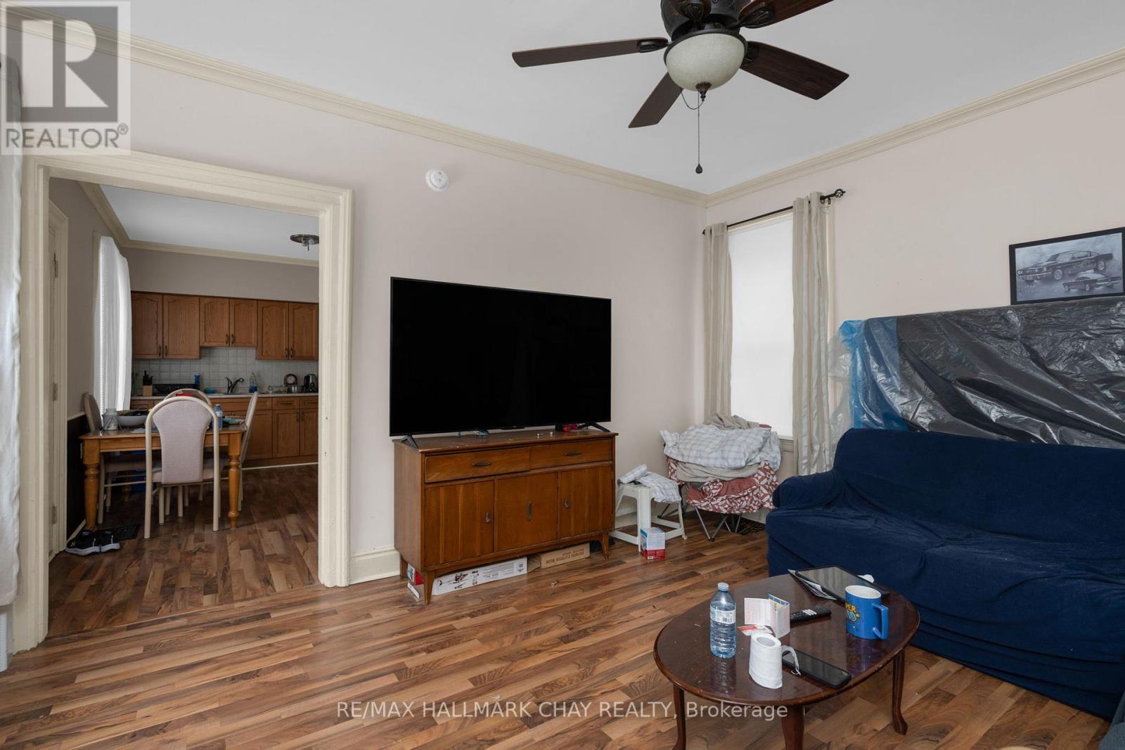 ##1, #2 66 PARKSIDE DRIVE - 21