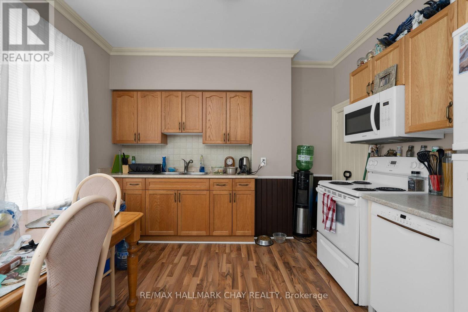 ##1, #2 66 PARKSIDE DRIVE - 24
