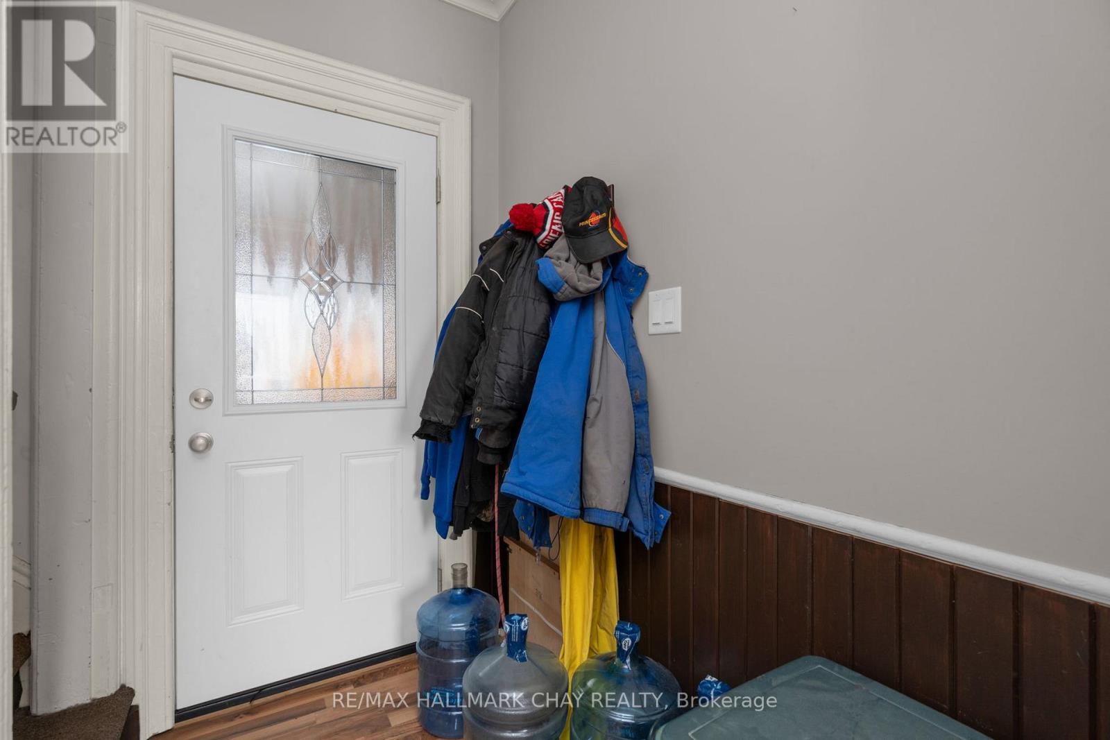 ##1, #2 66 PARKSIDE DRIVE - 25