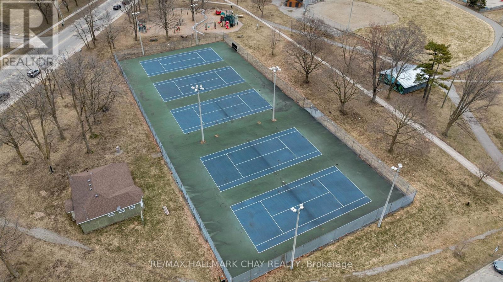 ##1, #2 66 PARKSIDE DRIVE - 33