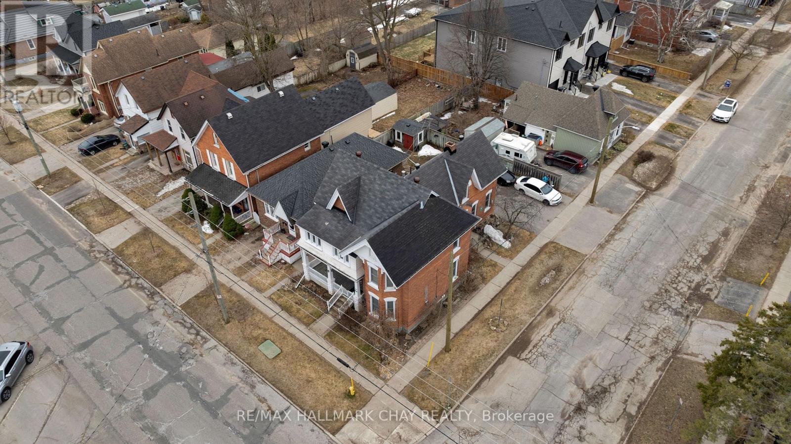 ##1, #2 66 PARKSIDE DRIVE - 9