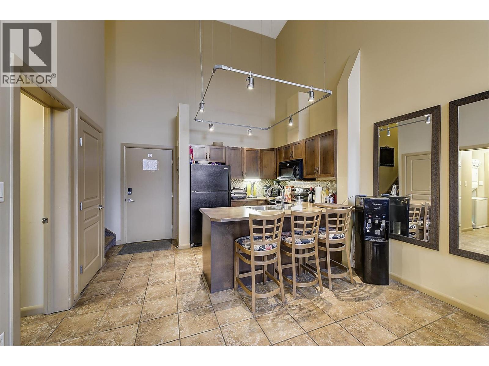 #605 654 Cook Road - 18