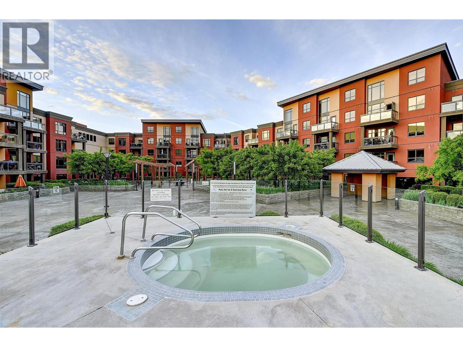 605 654 Cook Road, Kelowna