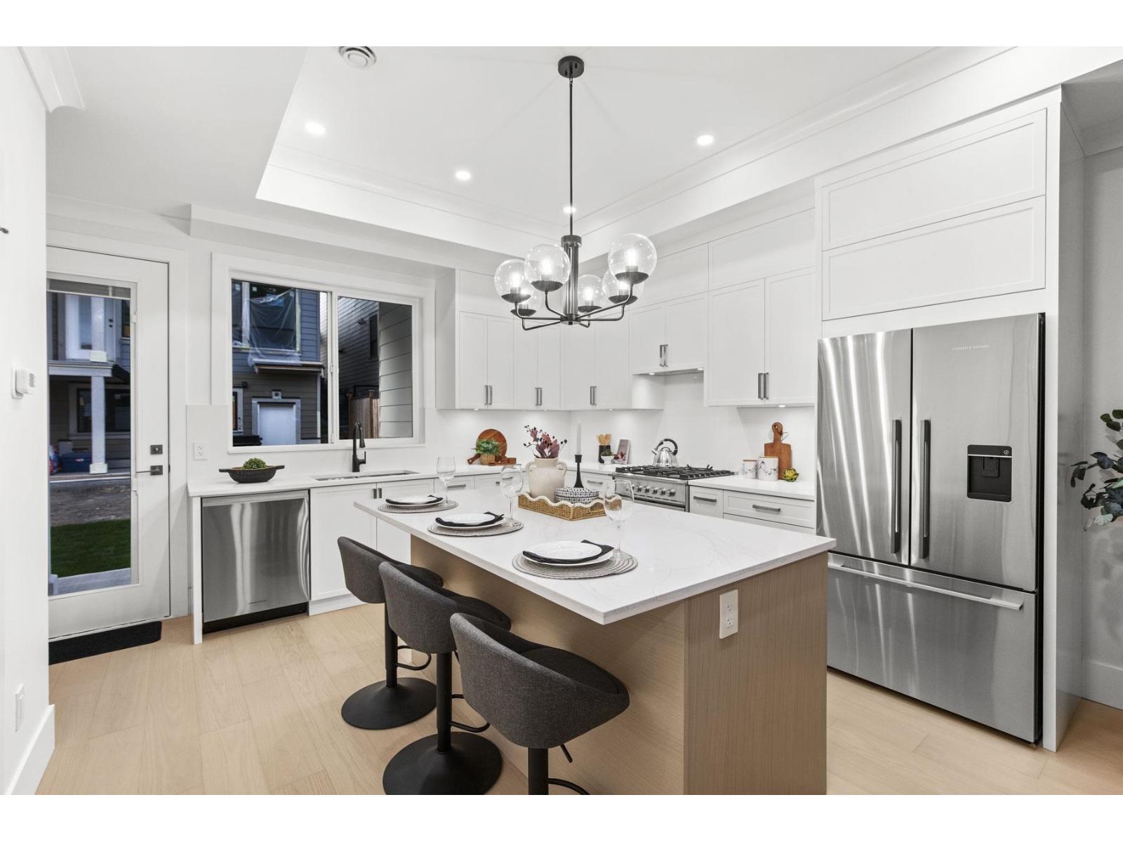 102 16621 18 AVENUE, Surrey