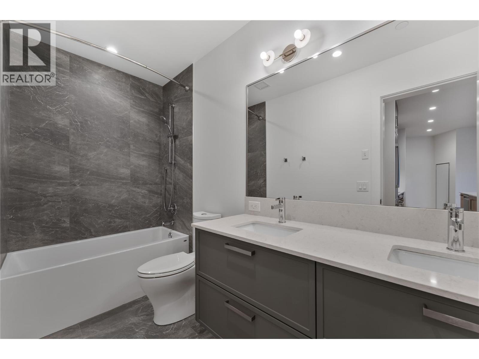 414 3340 Lakeshore Drive, Kelowna