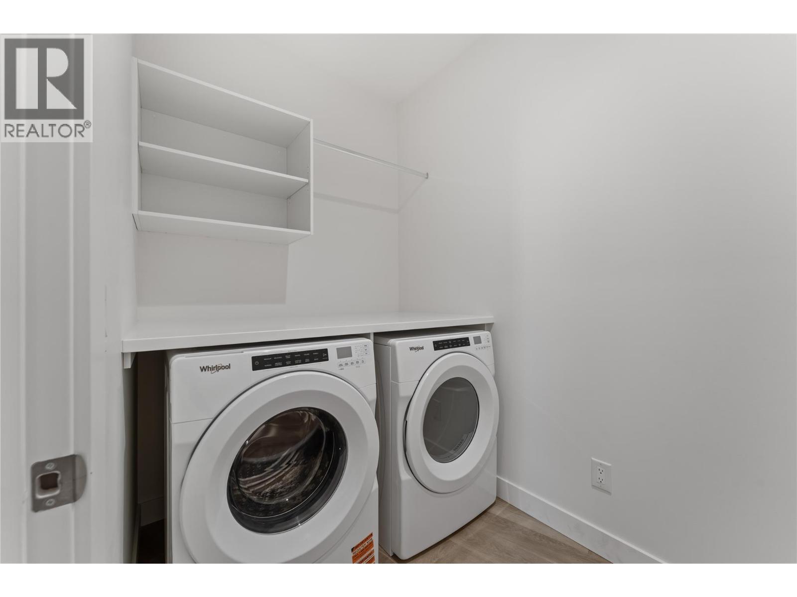 414 3340 Lakeshore Drive, Kelowna