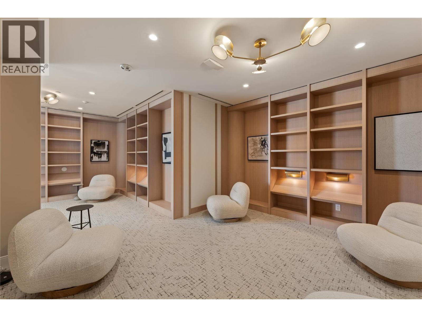 414 3340 Lakeshore Drive, Kelowna