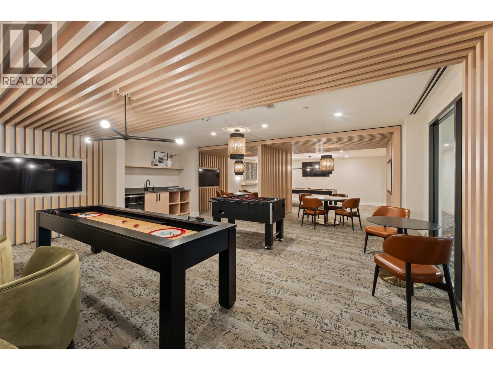 414 3340 Lakeshore Drive, Kelowna