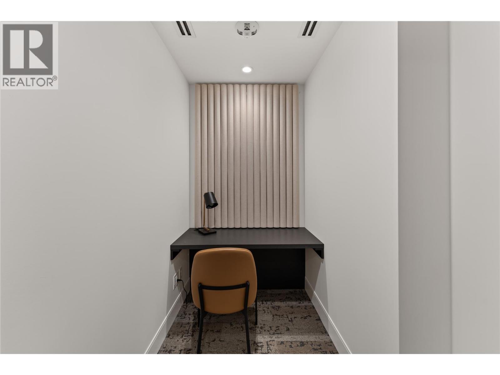 414 3340 Lakeshore Drive, Kelowna