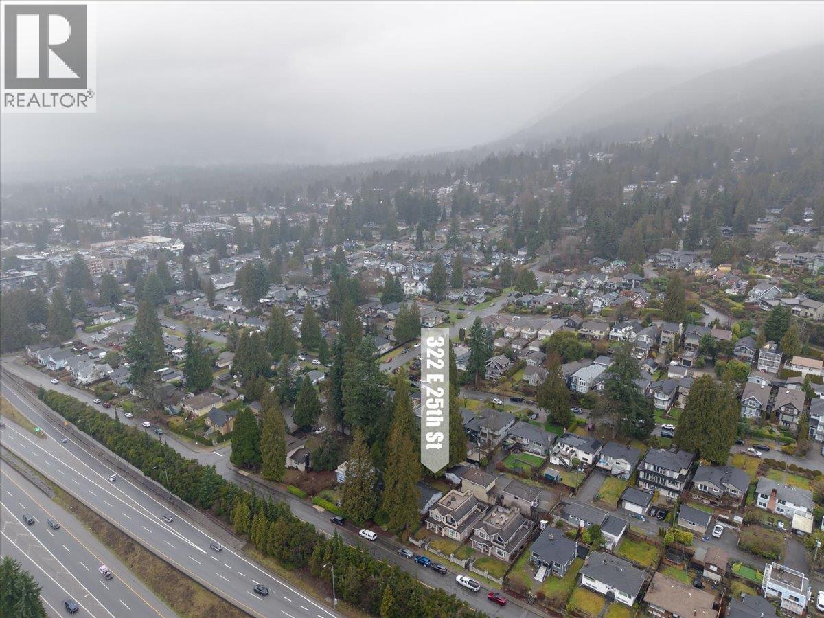 322 E 25TH STREET, North Vancouver