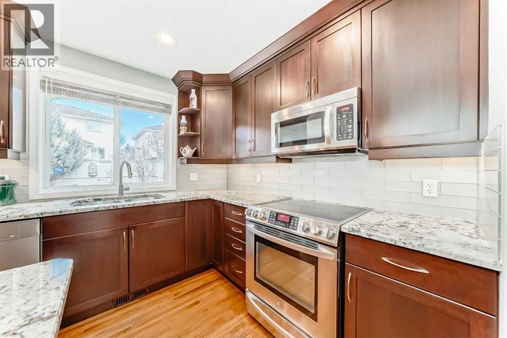 Single Family House for Sale in  Mt Yamnuska Court SE McKenzie Lake Calgary 