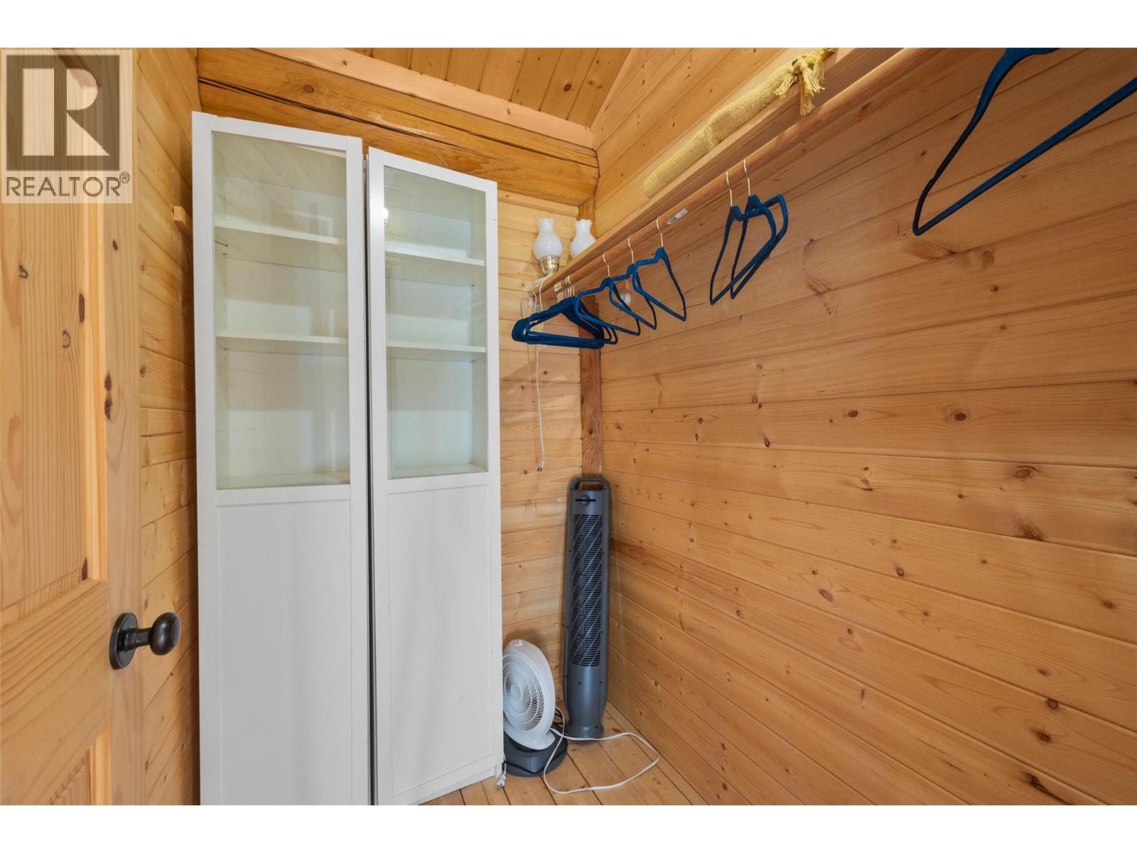 4889 PINE RIDGE WAY - 28