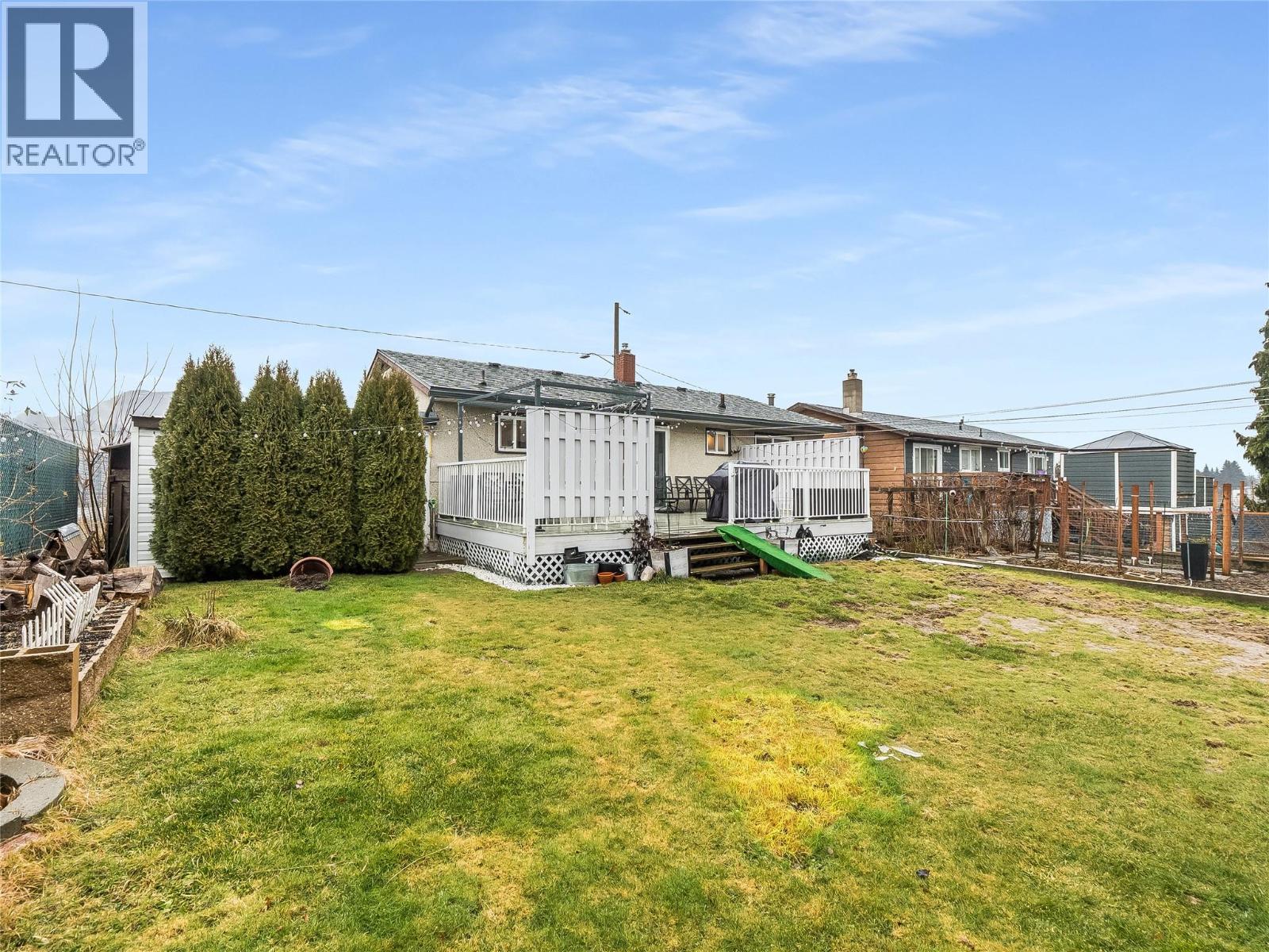 550 6th Avenue, Castlegar