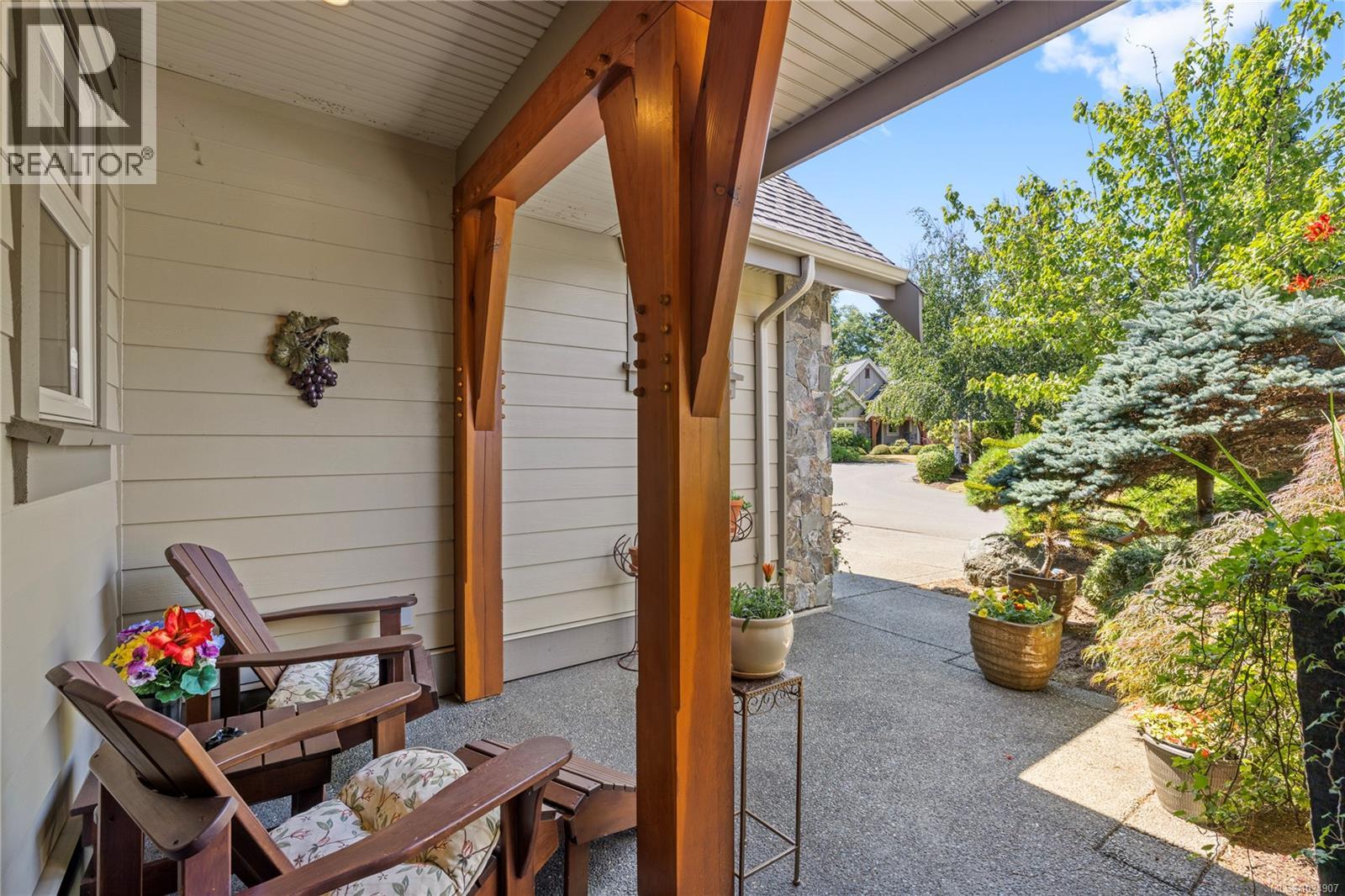 649 Eaglewood Crt, Qualicum Beach