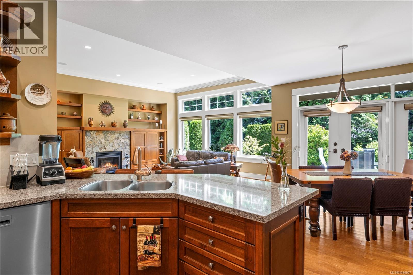 649 Eaglewood Crt, Qualicum Beach