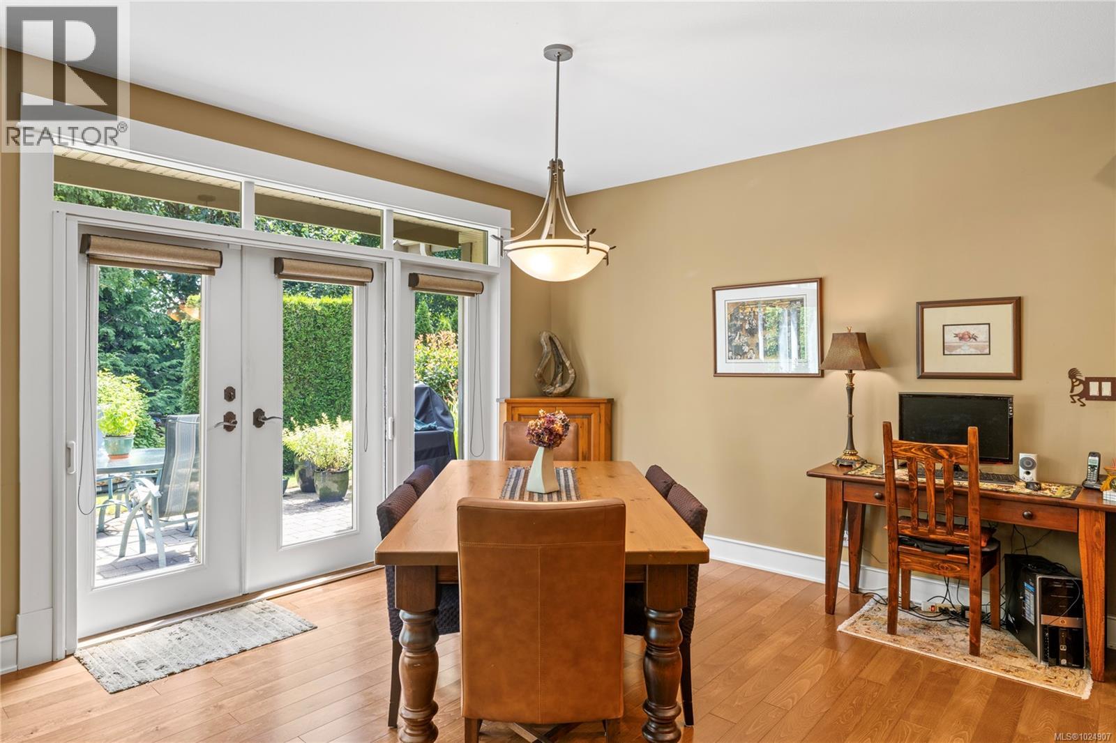 649 Eaglewood Crt, Qualicum Beach