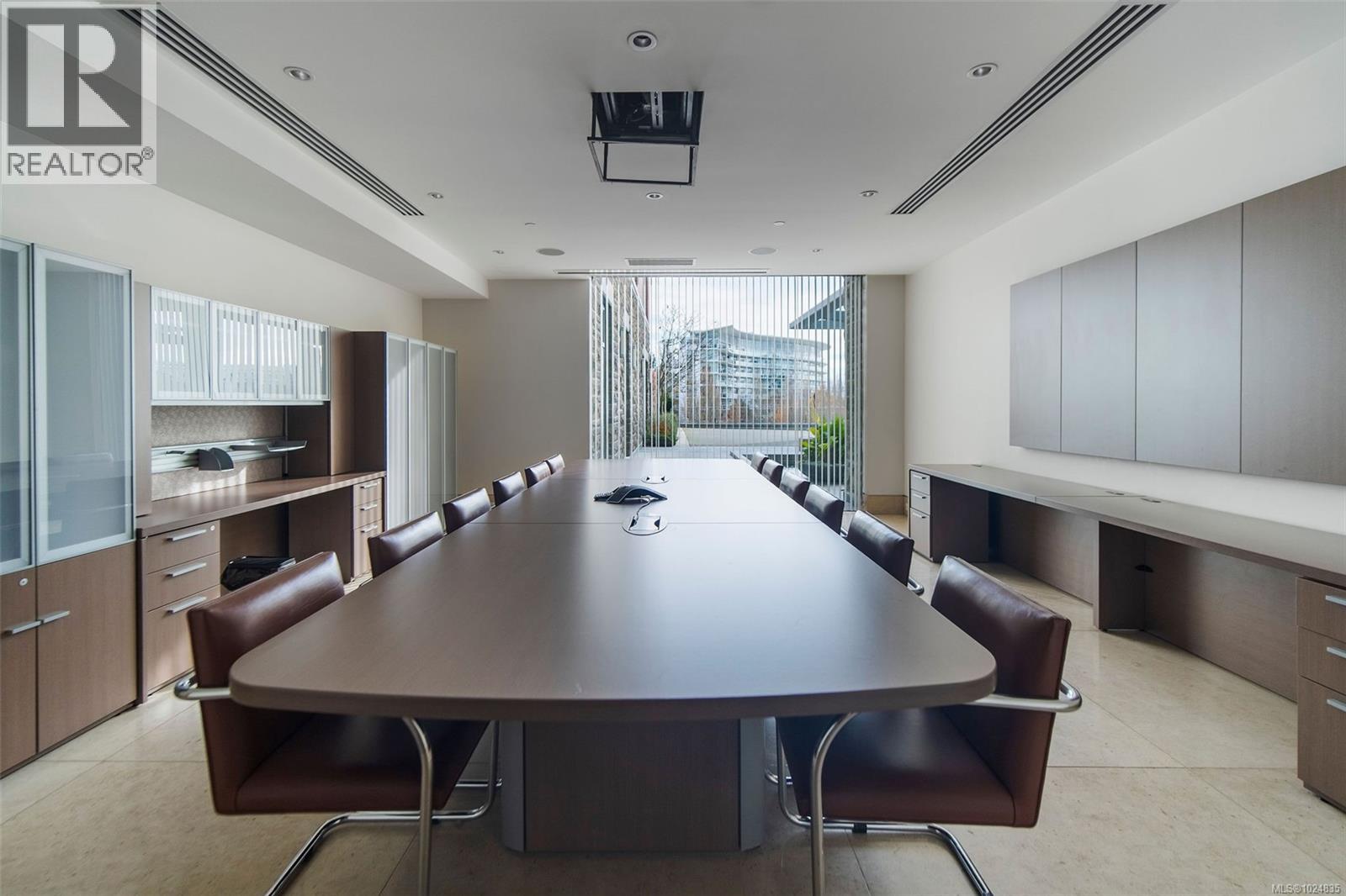 213 100 Saghalie Road, Victoria