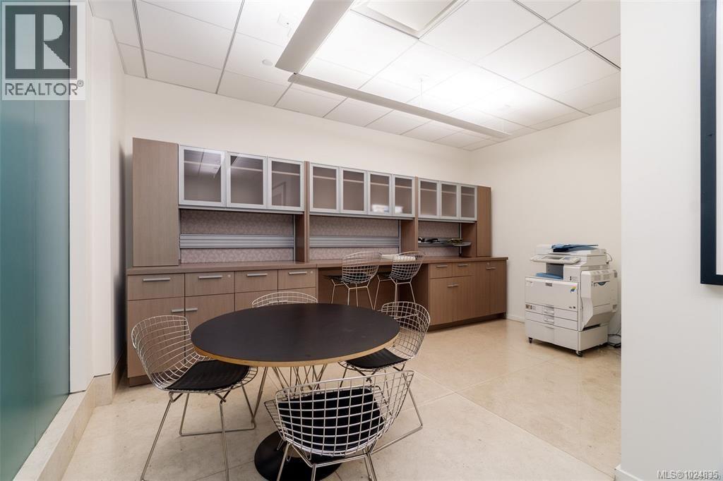 213 100 Saghalie Road, Victoria