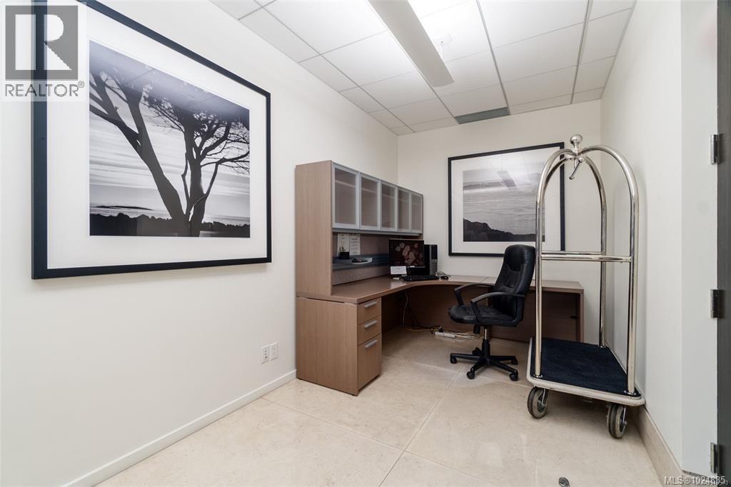 213 100 Saghalie Road, Victoria