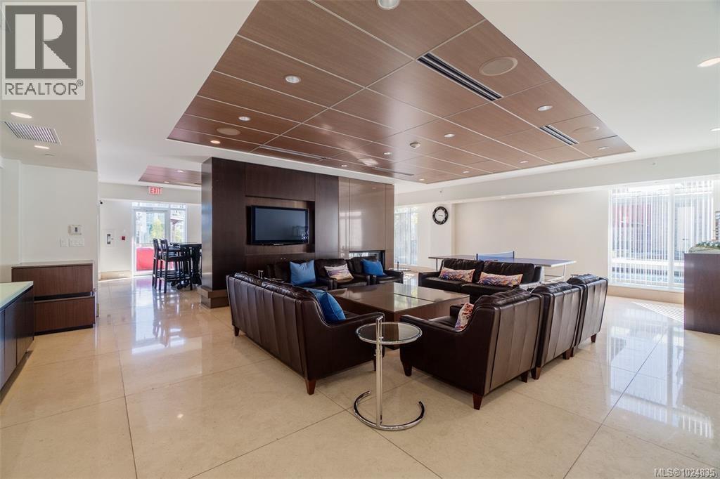 213 100 Saghalie Road, Victoria