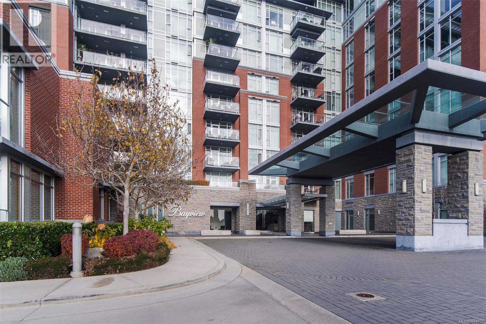 213 100 Saghalie Road, Victoria