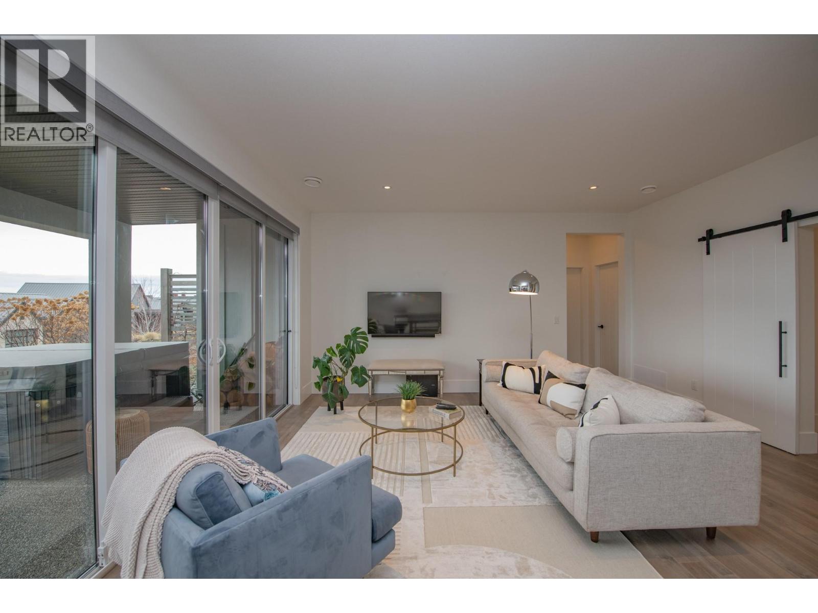  213 Ashcroft Place, Vernon