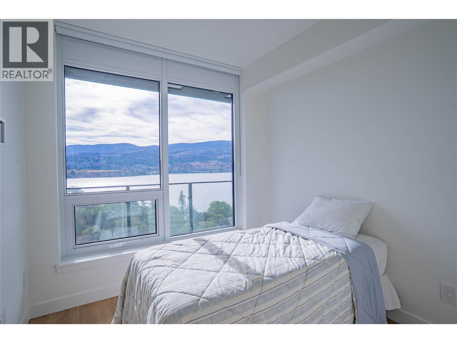 1408 238 Leon Avenue, Kelowna