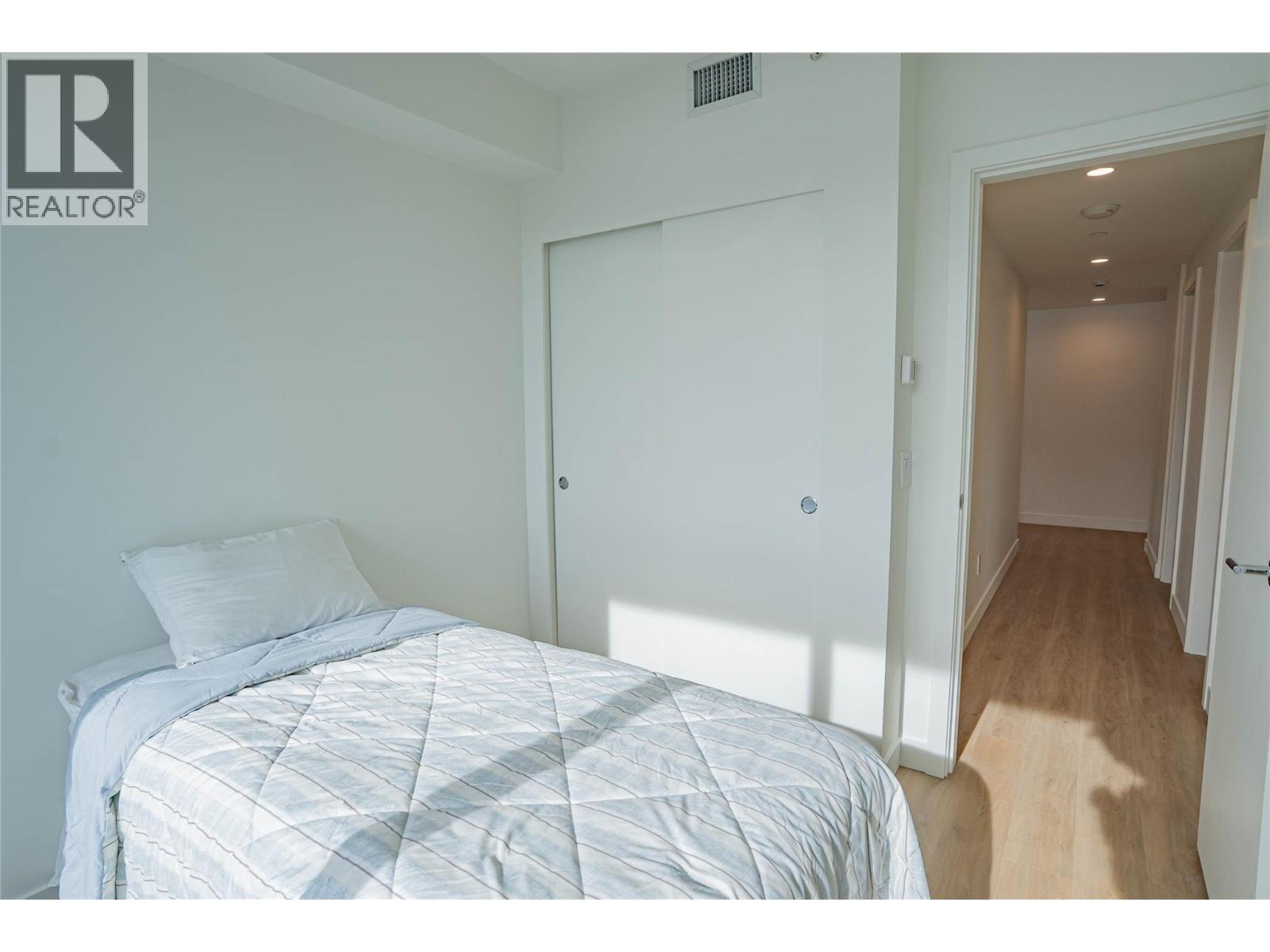 1408 238 Leon Avenue, Kelowna