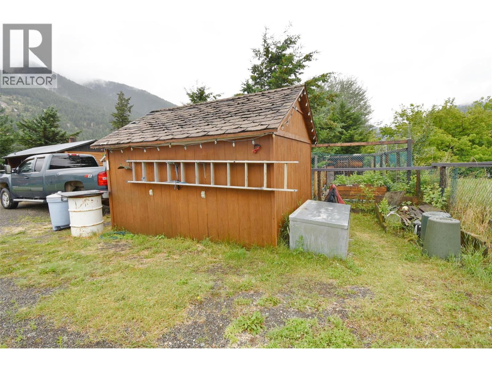 5741 Scott Road, Falkland