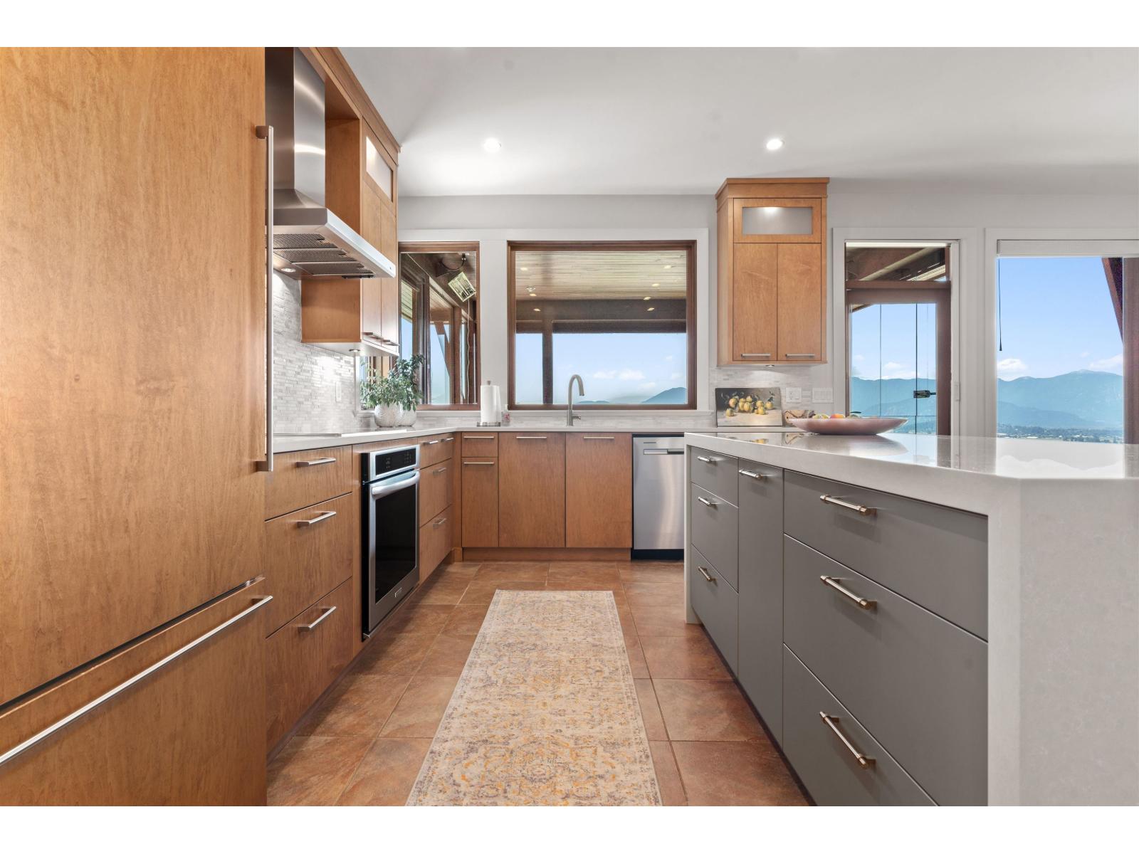 50153 MT ARCHIBALD PLACE, Eastern Hillsides, Chilliwack