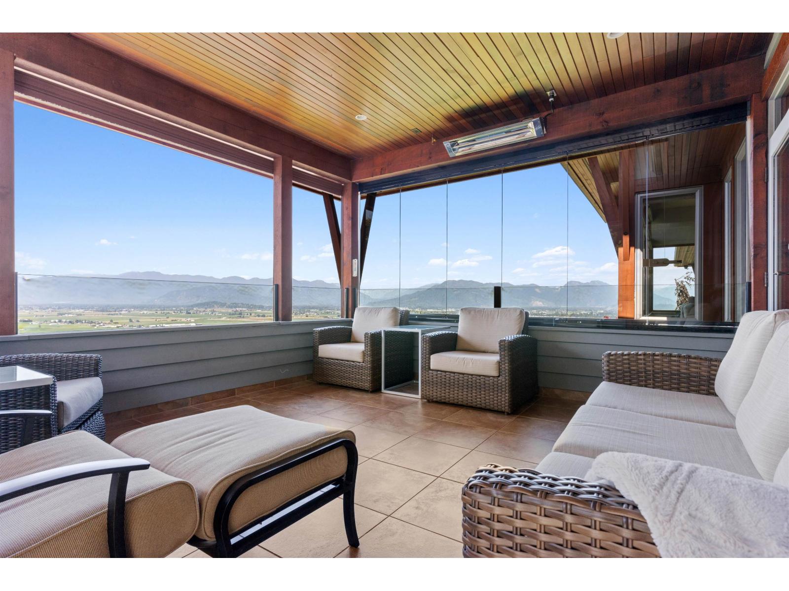 50153 MT ARCHIBALD PLACE, Eastern Hillsides, Chilliwack