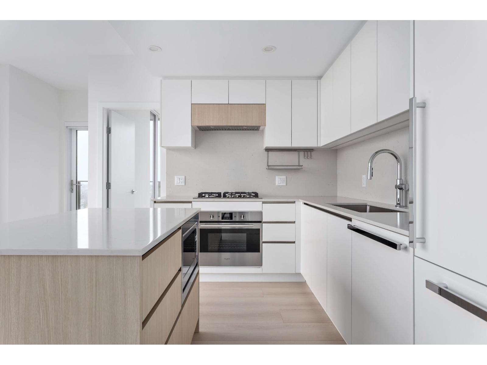 409 13573 98A Avenue - photo 2