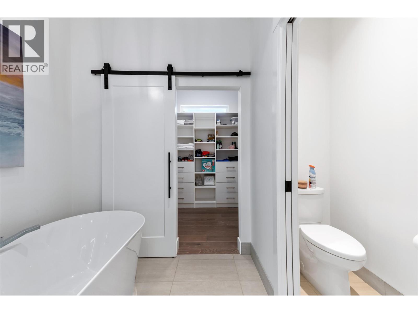 2672 Lakeridge Road - 19