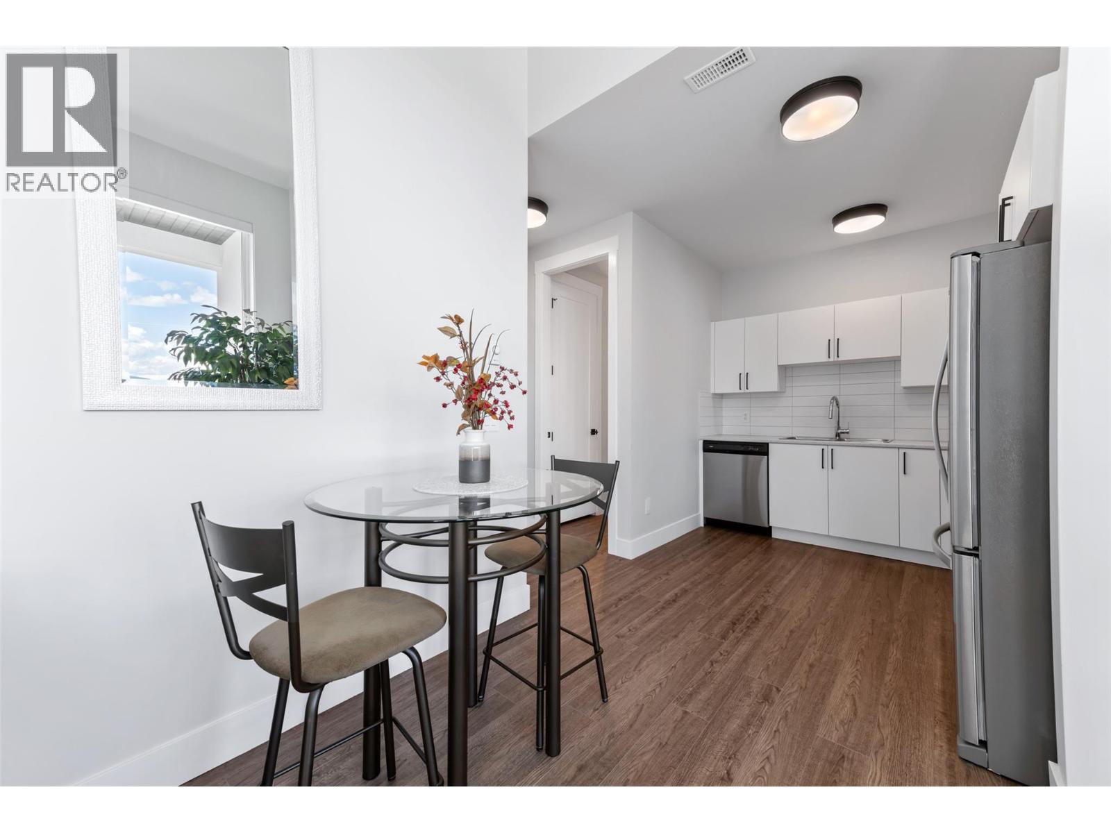  2672 Lakeridge Road, West Kelowna