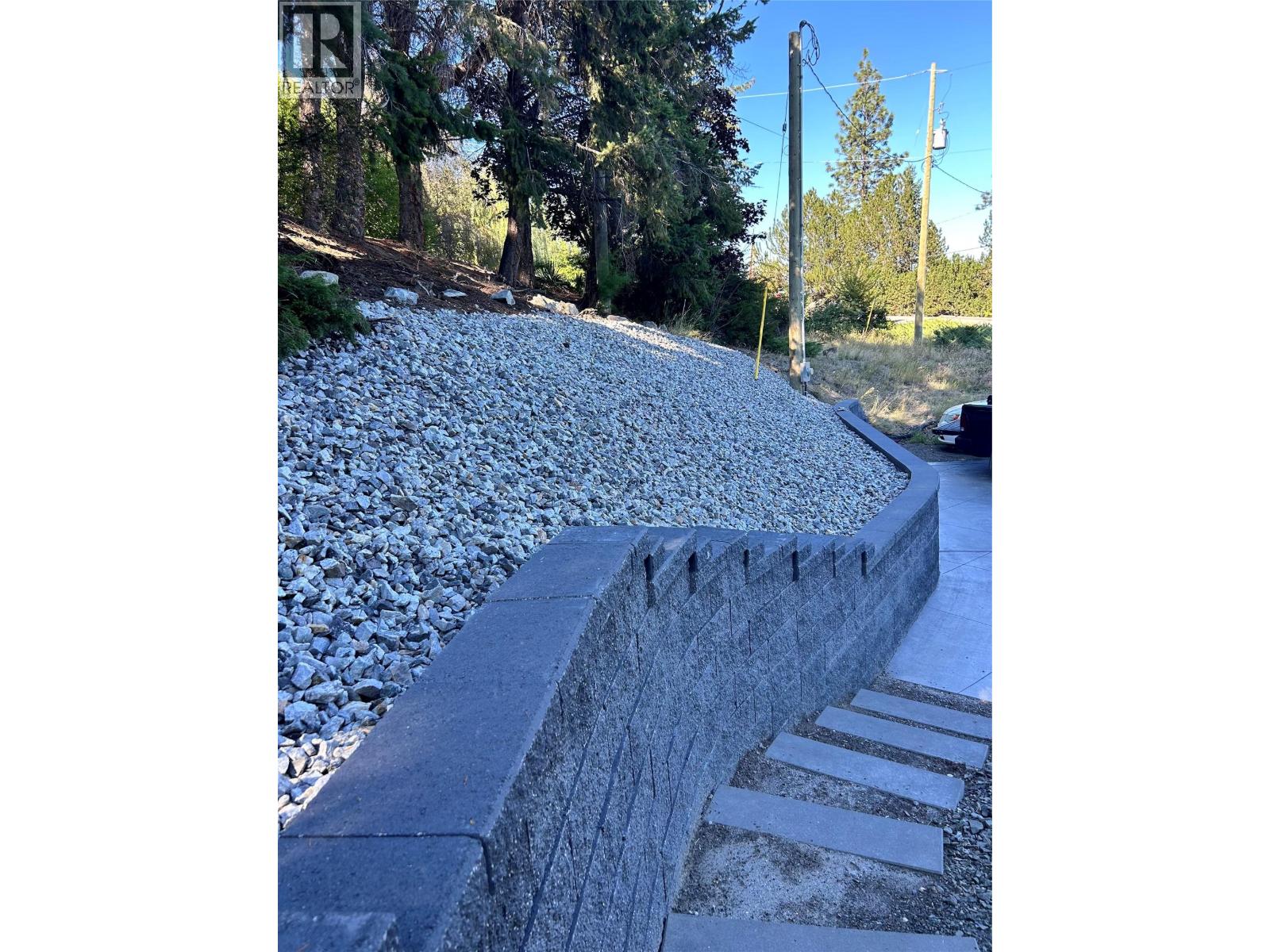  2672 Lakeridge Road, West Kelowna