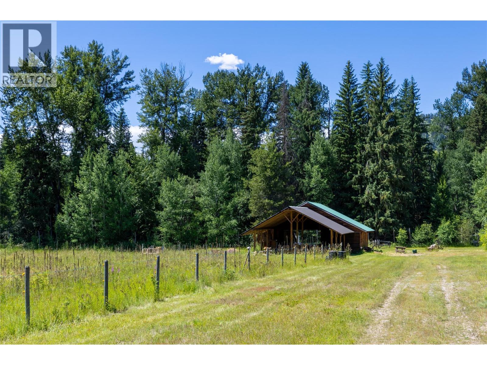 6055 Kettle River Forestry Service Road, Westbridge