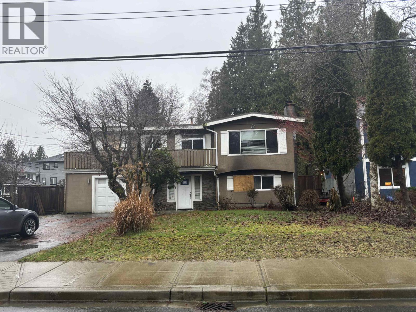 2961 LARCH WAY, Port Coquitlam